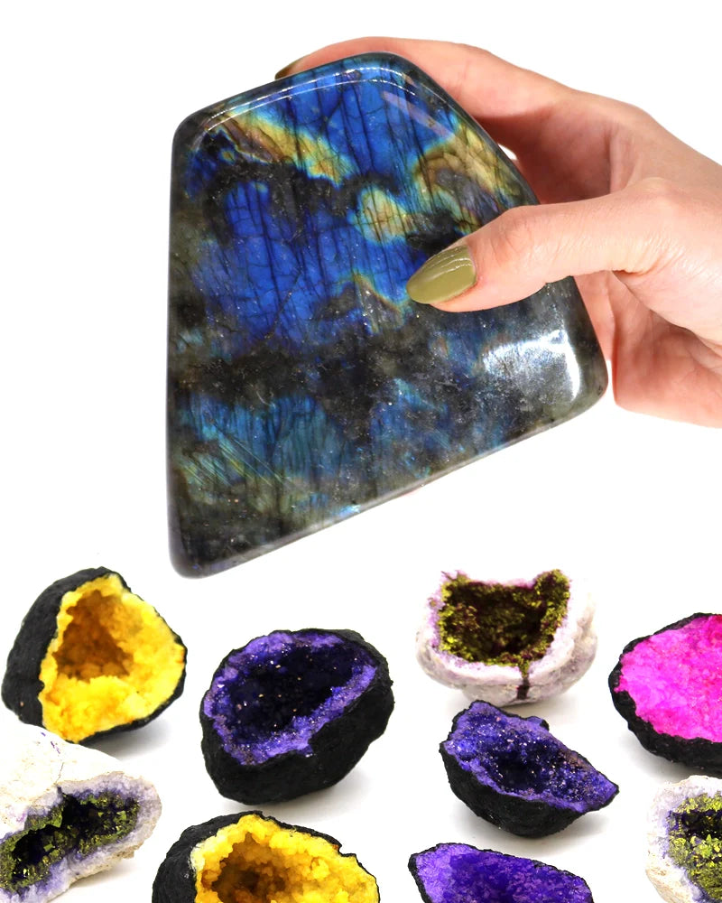 Feature Crystals & Shapes